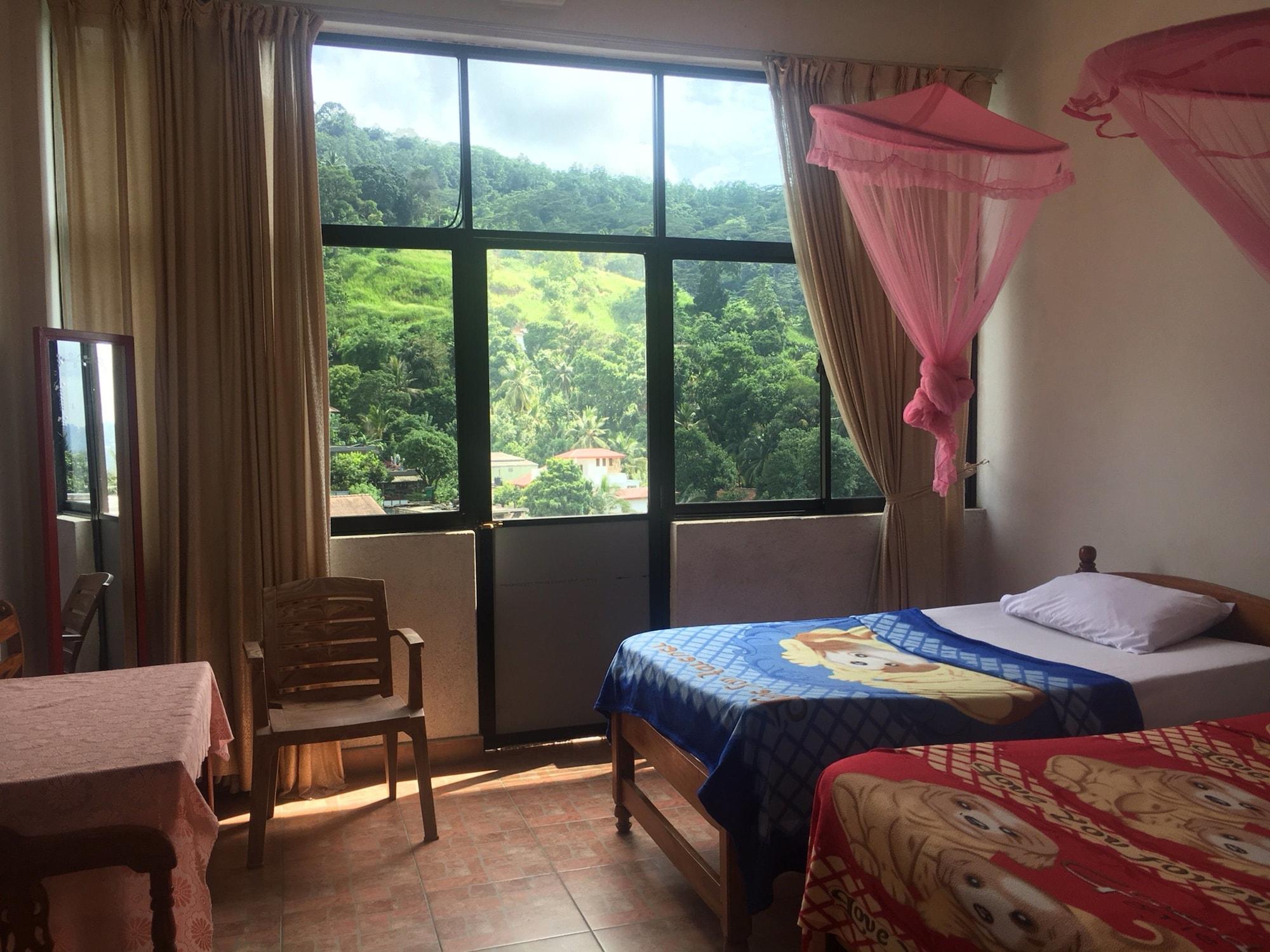 Majestic Tourist Hotel Kandy Eksteriør bilde