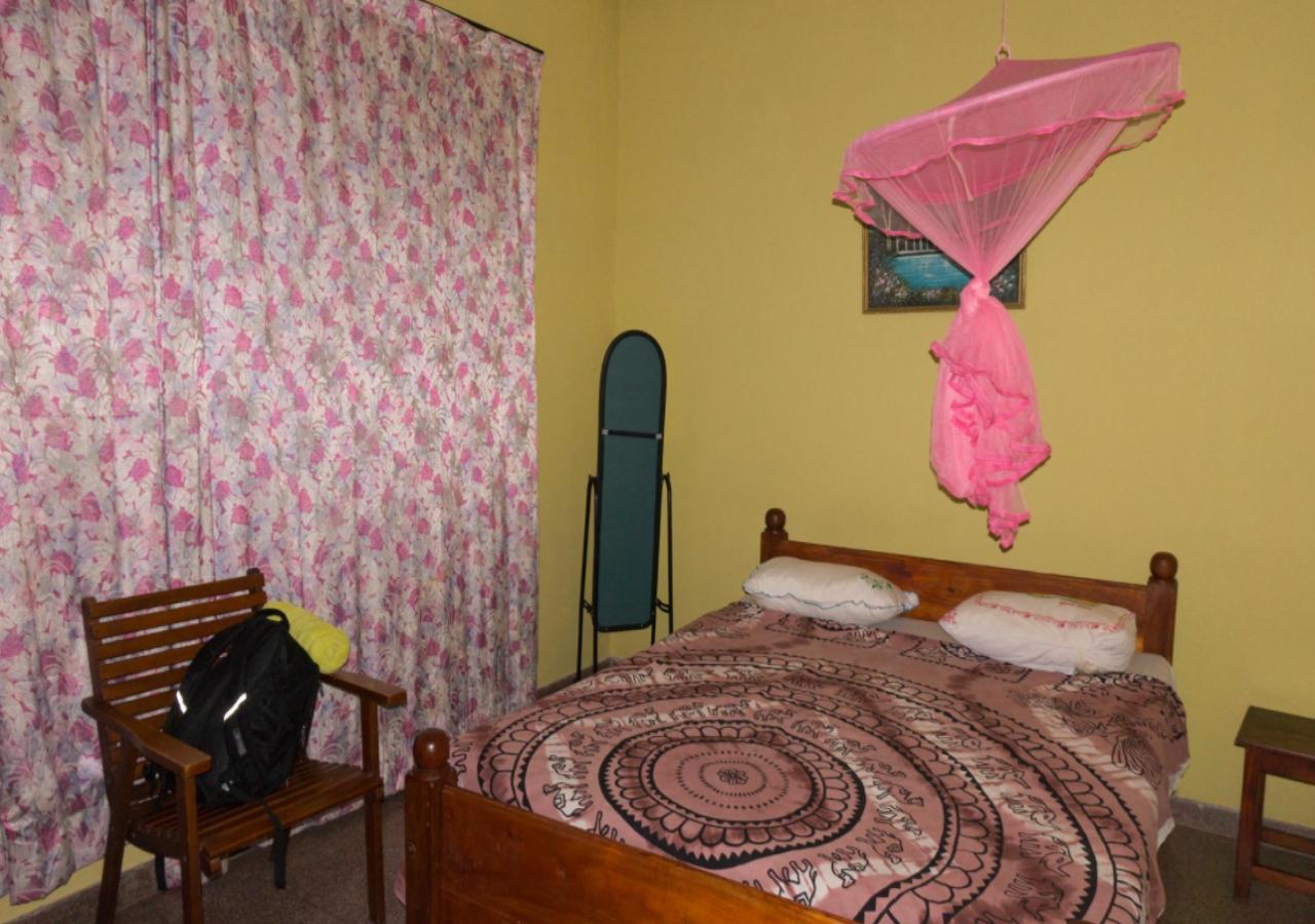 Majestic Tourist Hotel Kandy Eksteriør bilde
